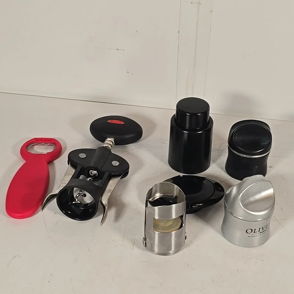 Wine opener & Stoppers Set Wine Saver‎ Foodsafe Silicone Caps And Bottle Opener